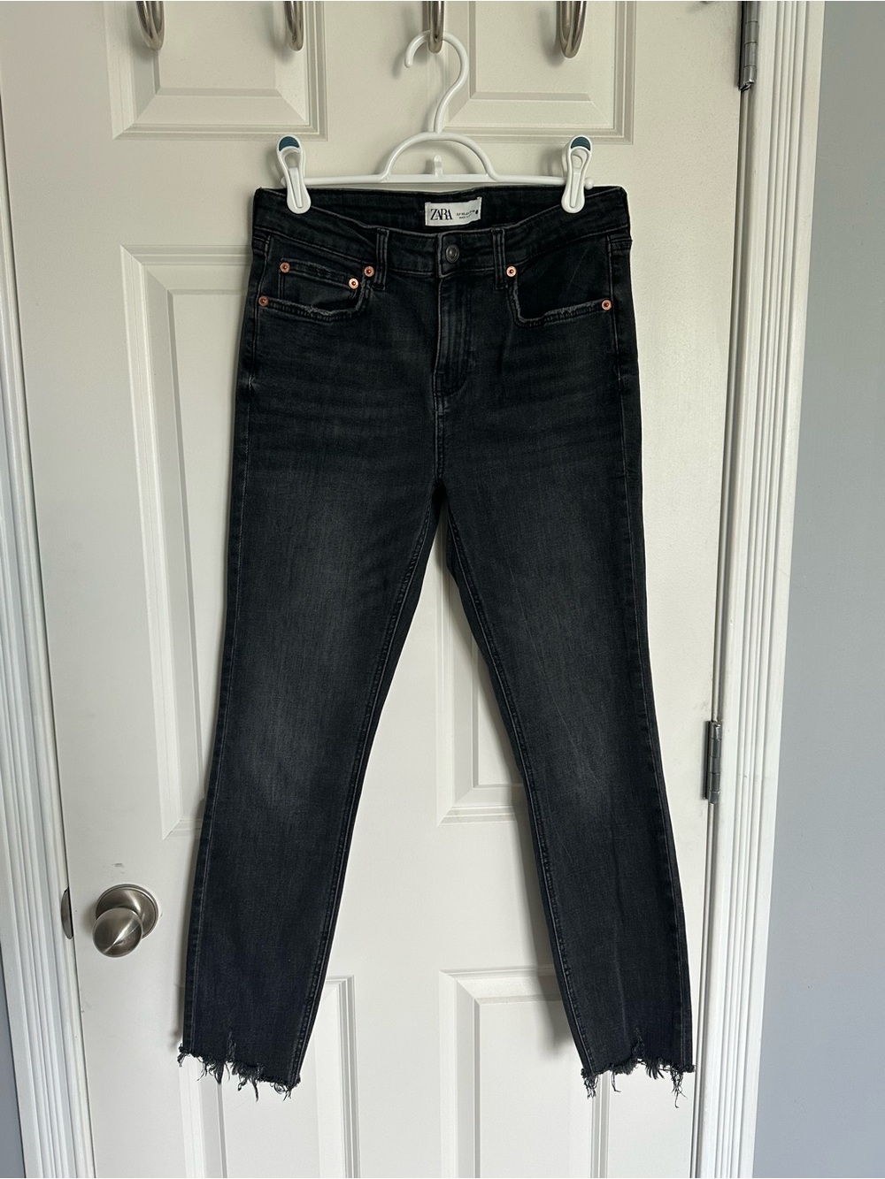 Zara The Skinny jeans in Pearl Black Size 6/38